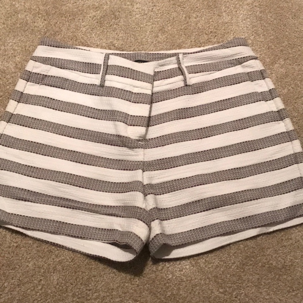 Signature Women’s shorts